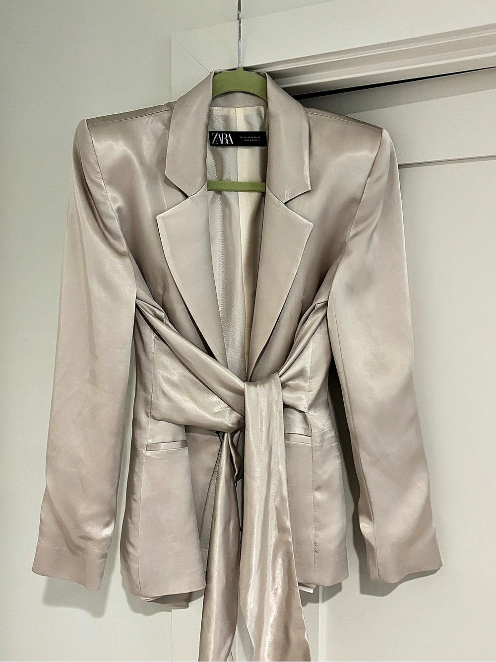 Zara Satin Effect Belted Blazer Cream Size Medium